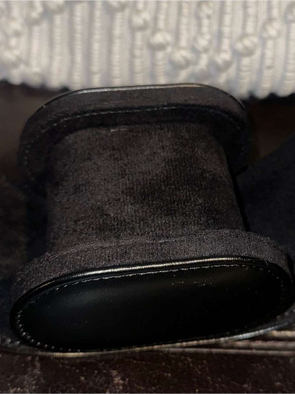 Premium Black Leather Single Travel Watch Case - Picture 4 of 6